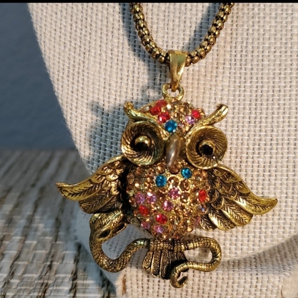 🦋3D OWL WITH COBRA NECKLACE - Picture 7 of 10